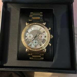 JBW Luxury Wrist Watch